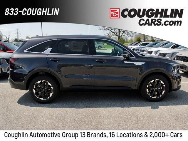 new 2025 Kia Sorento car, priced at $35,642