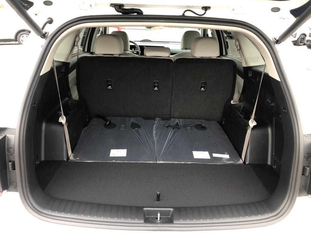 new 2026 Kia Sorento Hybrid car, priced at $37,858