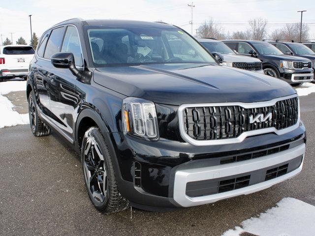 new 2025 Kia Telluride car, priced at $46,705