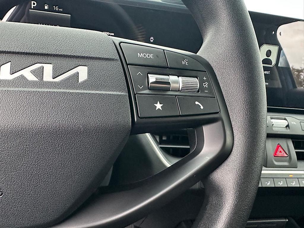 new 2025 Kia K4 car, priced at $21,778