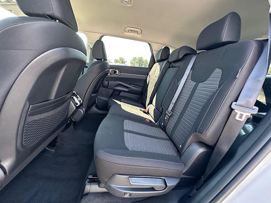 new 2026 Kia Sorento car, priced at $29,475