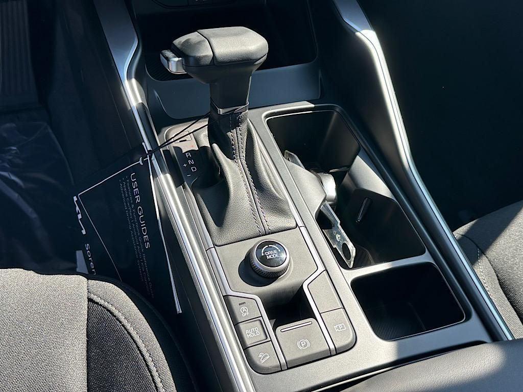 new 2026 Kia Sorento car, priced at $29,475