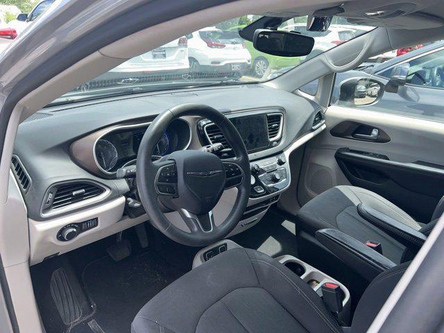 used 2017 Chrysler Pacifica car, priced at $12,963