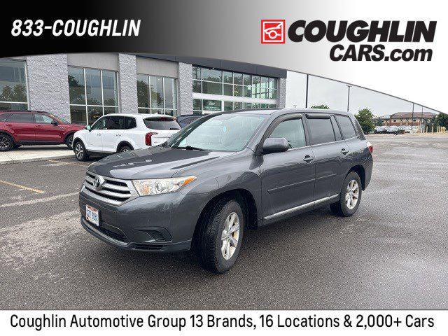 used 2013 Toyota Highlander car, priced at $11,258