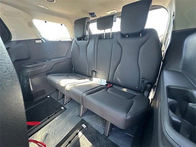 new 2026 Kia Carnival Hybrid car, priced at $52,714