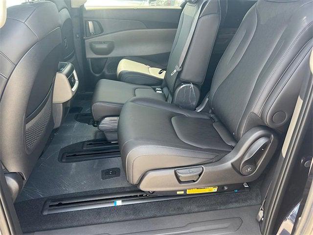 new 2026 Kia Carnival Hybrid car, priced at $42,316