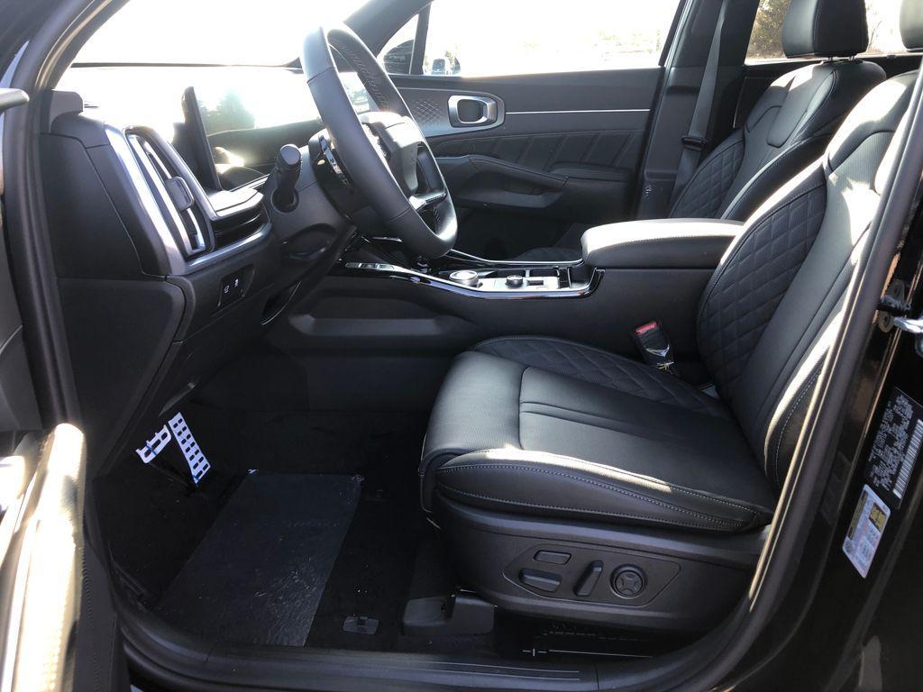 new 2026 Kia Sorento Hybrid car, priced at $44,518