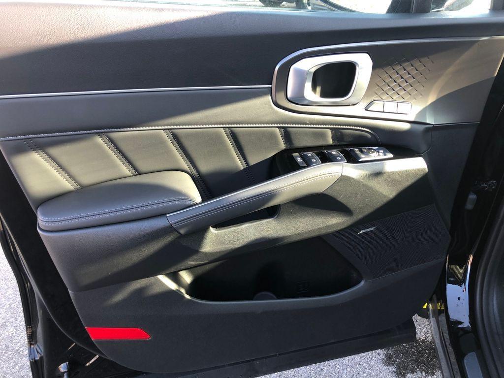 new 2026 Kia Sorento Hybrid car, priced at $44,518