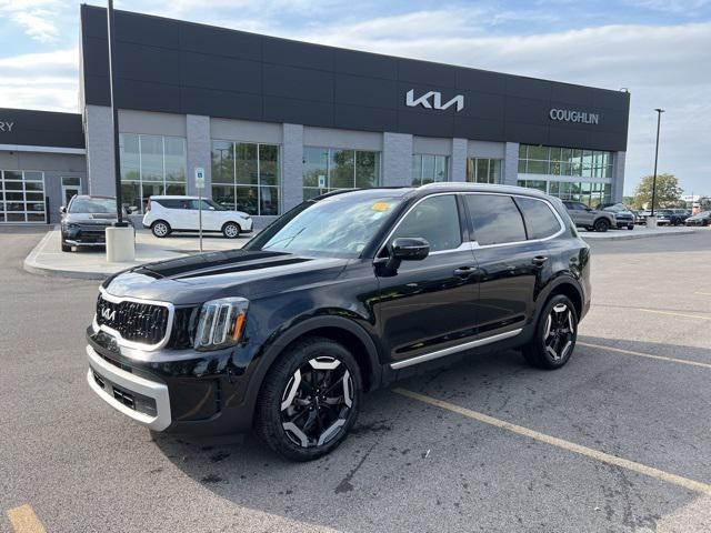 used 2024 Kia Telluride car, priced at $38,390