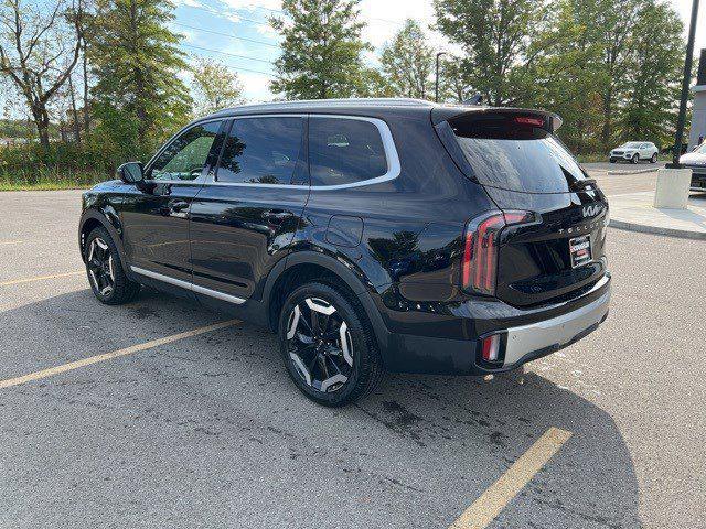 used 2024 Kia Telluride car, priced at $36,230