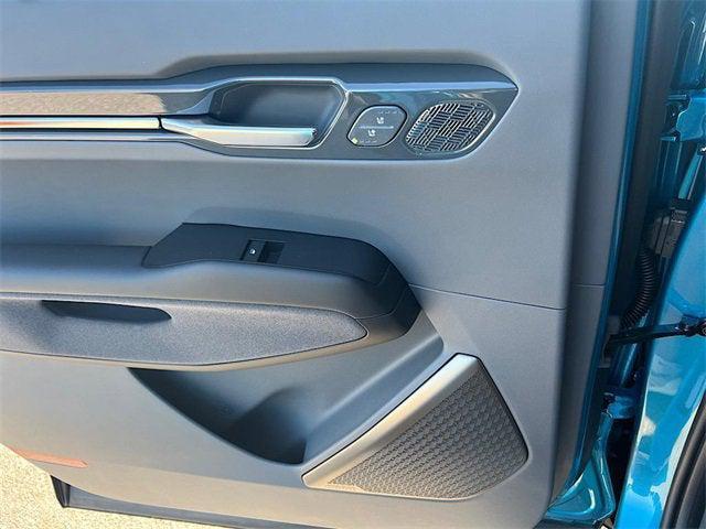 new 2026 Kia EV9 car, priced at $60,095