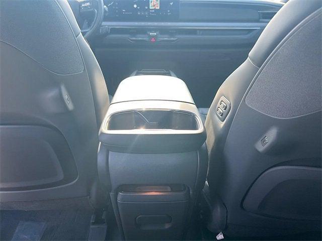new 2026 Kia EV9 car, priced at $60,095