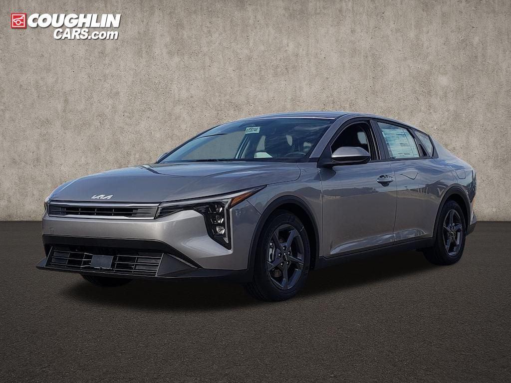 new 2025 Kia K4 car, priced at $20,178