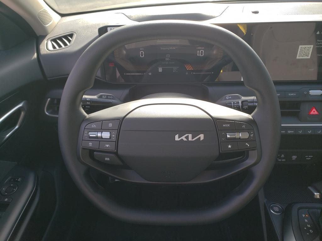 new 2025 Kia K4 car, priced at $20,178