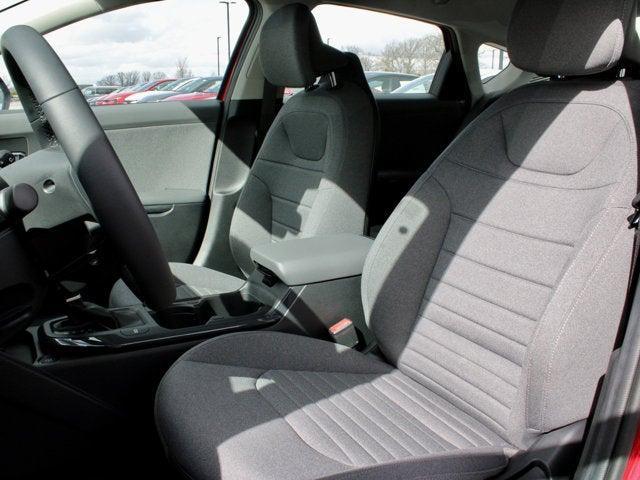 new 2025 Kia K4 car, priced at $23,988