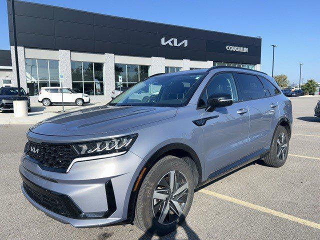 used 2022 Kia Sorento car, priced at $25,255