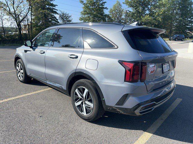 used 2022 Kia Sorento car, priced at $25,255