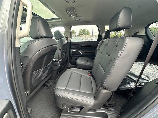 new 2025 Kia Telluride car, priced at $40,664