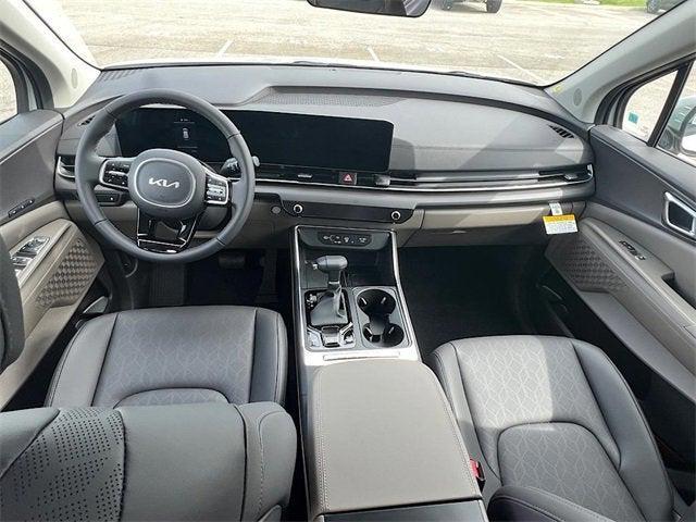 new 2025 Kia Carnival car, priced at $40,927