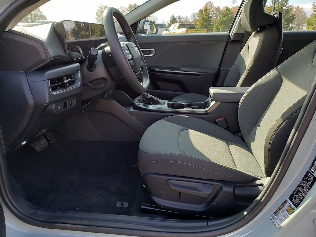 new 2025 Kia K4 car, priced at $23,538