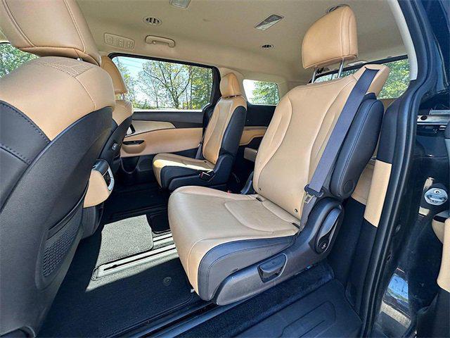 used 2024 Kia Carnival car, priced at $31,029