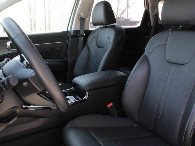 new 2024 Kia Sorento car, priced at $41,999