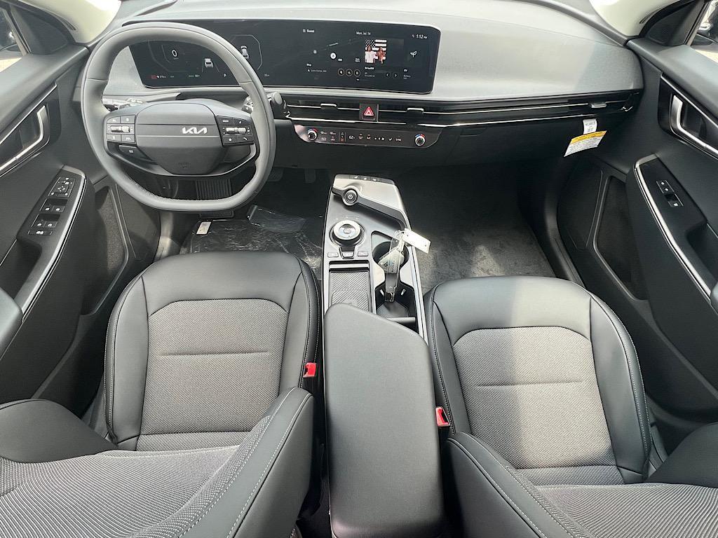 new 2025 Kia EV6 car, priced at $41,581