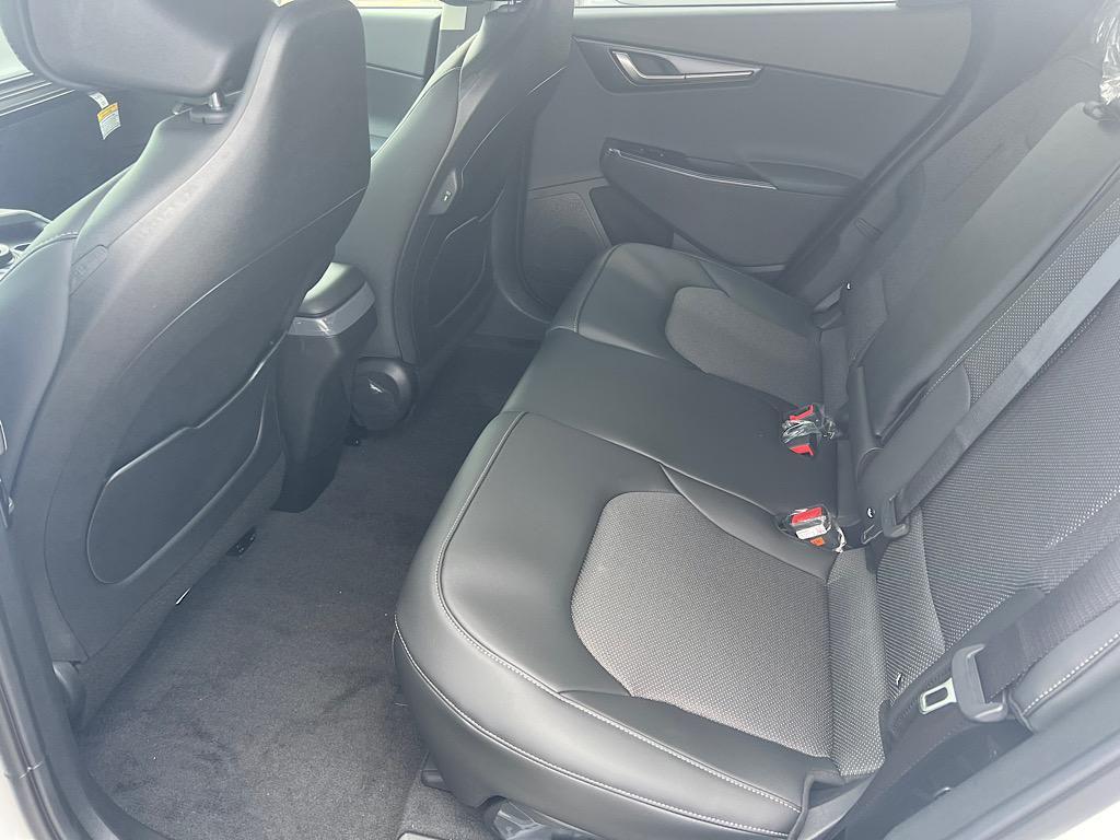 new 2025 Kia EV6 car, priced at $41,581