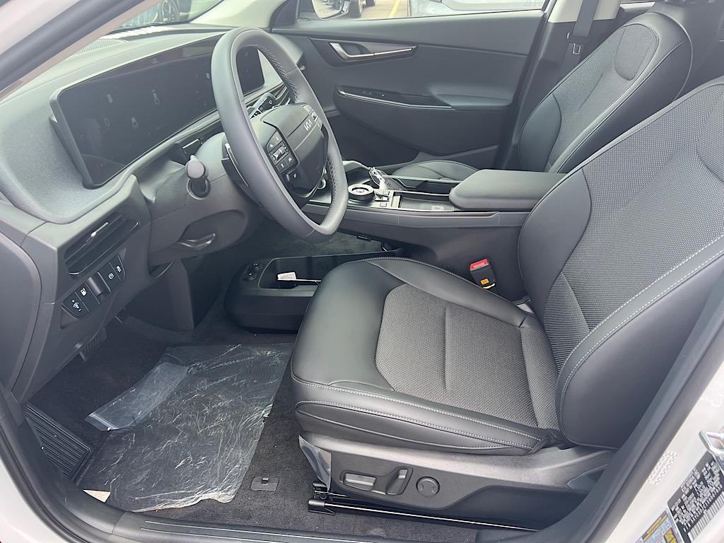 new 2025 Kia EV6 car, priced at $41,581