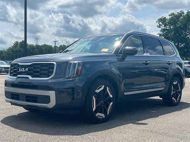 used 2024 Kia Telluride car, priced at $25,777