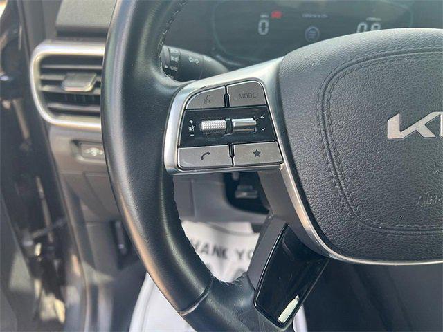 used 2024 Kia Telluride car, priced at $25,777