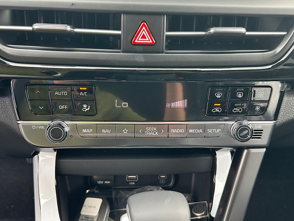 new 2026 Kia Seltos car, priced at $26,556