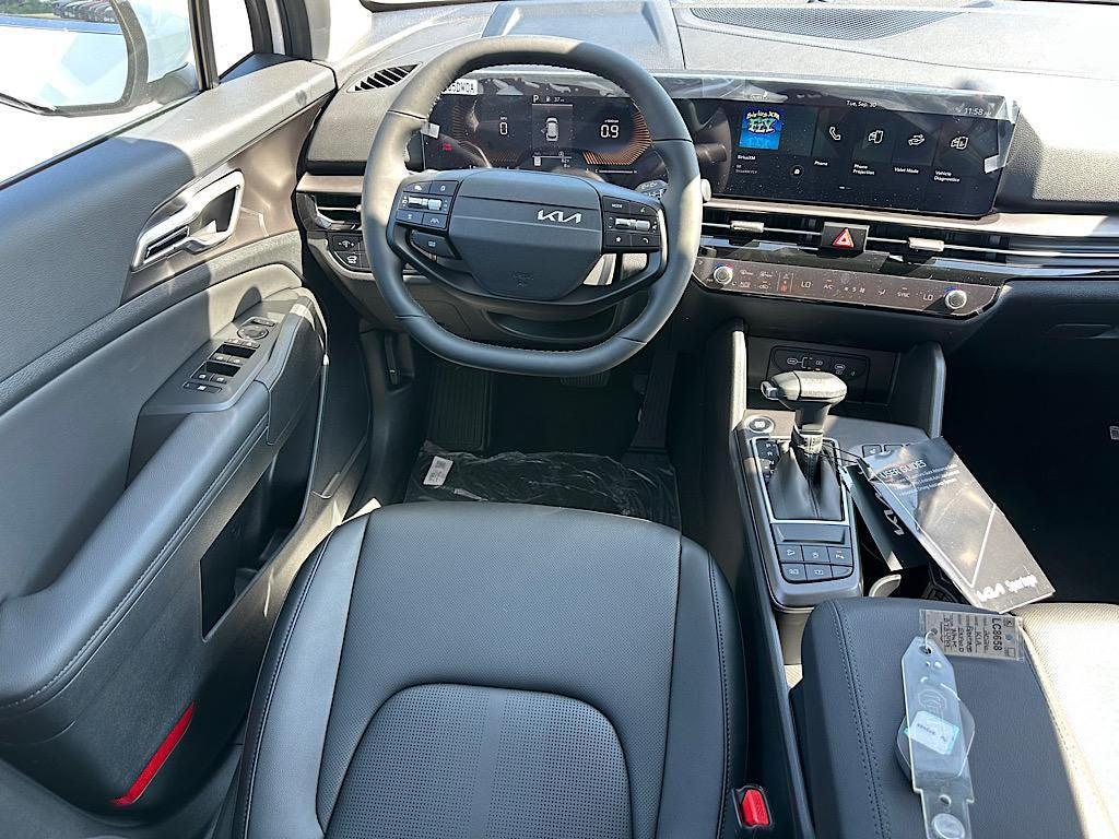new 2026 Kia Sportage car, priced at $30,298