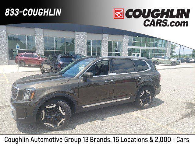 used 2023 Kia Telluride car, priced at $30,185