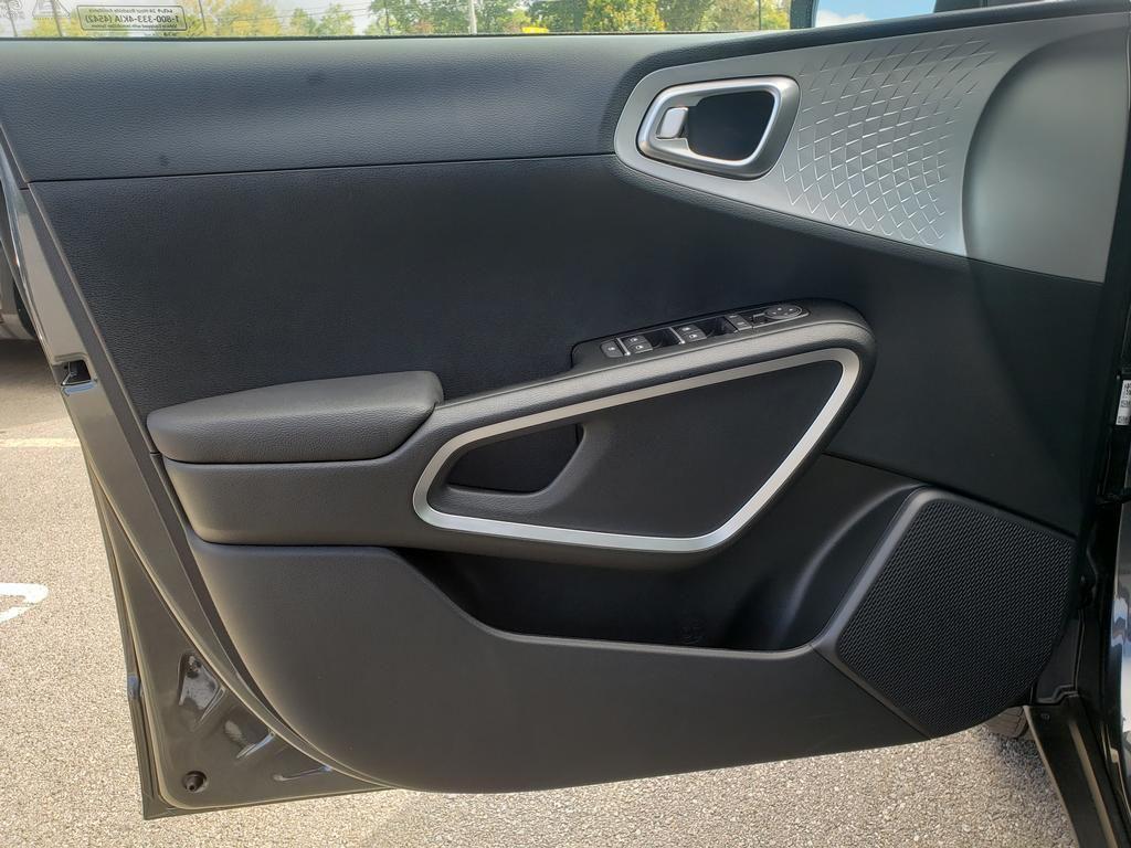 new 2025 Kia Soul car, priced at $21,685