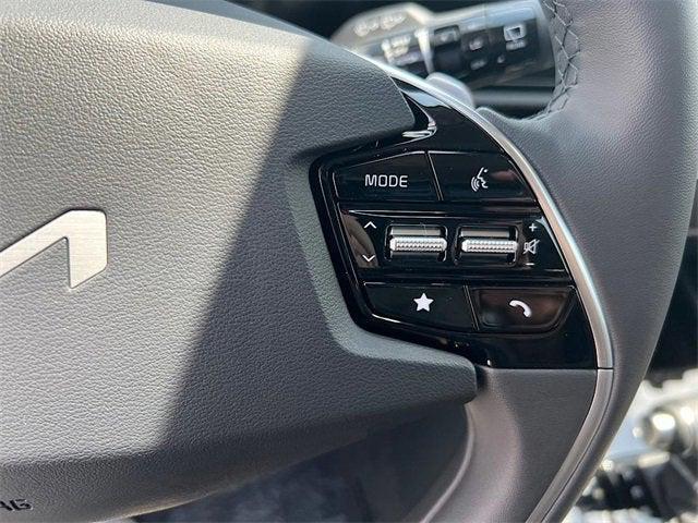 new 2025 Kia Niro car, priced at $32,446