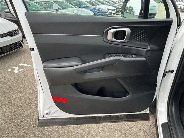 new 2025 Kia Sorento car, priced at $35,413
