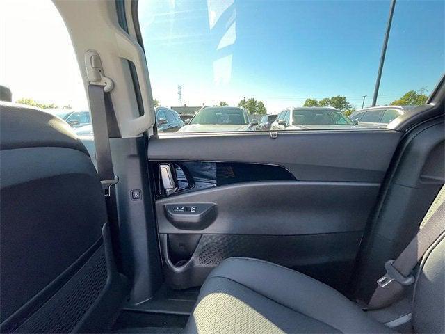 new 2026 Kia Carnival Hybrid car, priced at $52,714