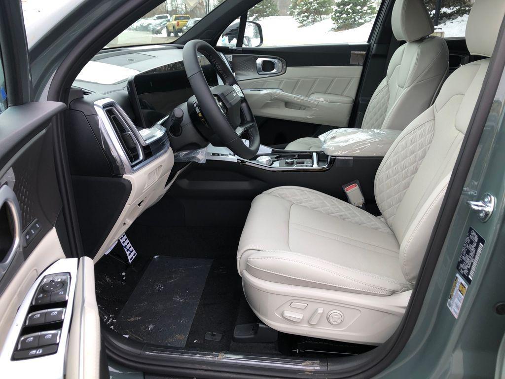new 2026 Kia Sorento Hybrid car, priced at $45,018