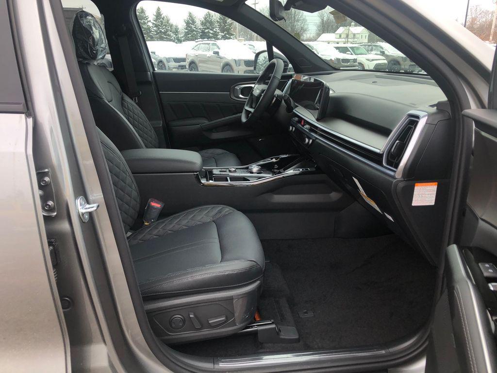 new 2026 Kia Sorento Hybrid car, priced at $45,223