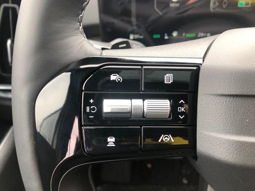 new 2026 Kia Sorento Hybrid car, priced at $45,223