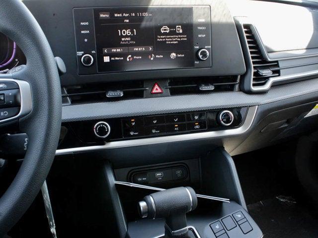 new 2025 Kia Sportage car, priced at $28,981