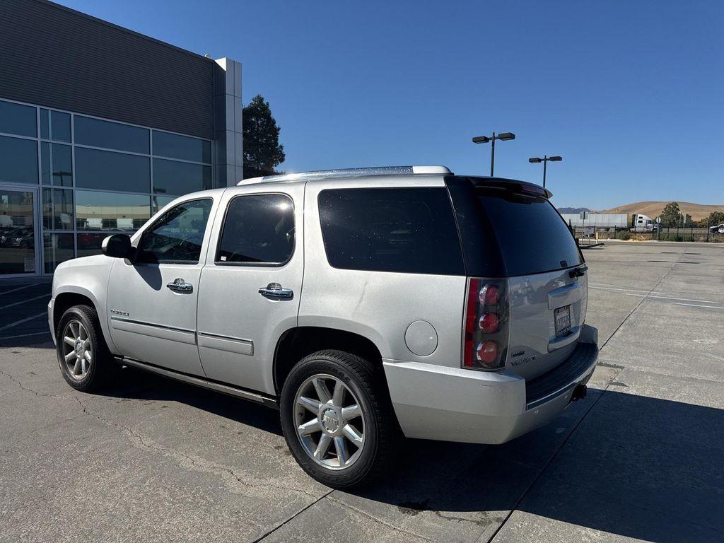 used 2012 GMC Yukon car, priced at $13,950