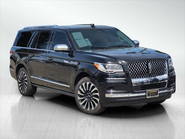 used 2023 Lincoln Navigator car, priced at $89,999