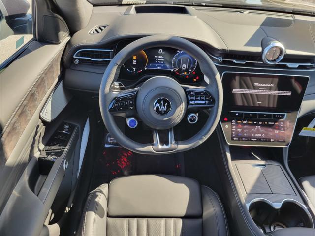 new 2025 Maserati Grecale car, priced at $92,375