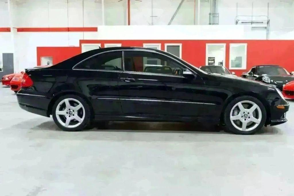 used 2007 Mercedes-Benz CLK-Class car, priced at $8,295
