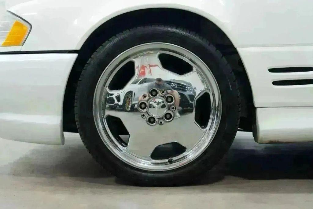 used 1997 Mercedes-Benz SL-Class car, priced at $13,495