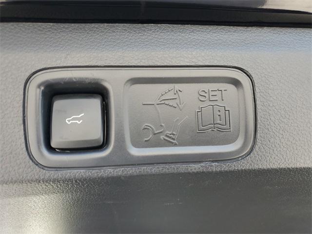 used 2023 Lincoln Navigator car, priced at $69,990