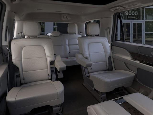 new 2024 Lincoln Navigator car, priced at $94,061