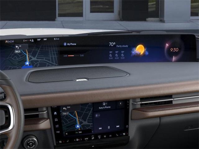 new 2025 Lincoln Navigator car, priced at $98,822